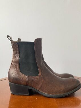 FRYE Brown Leather Chelsea Boots | US 6.5